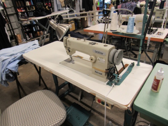 Brother Industrial sewing machine 110v single ph with needle feed plus reverse comes with thread rac