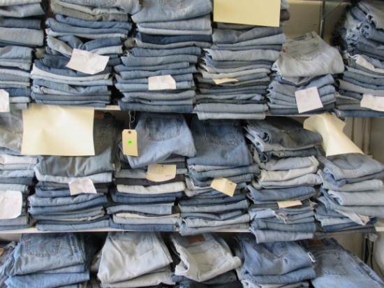Used Levi Jeans (11) shorts (329) jeans mixed mens sizes