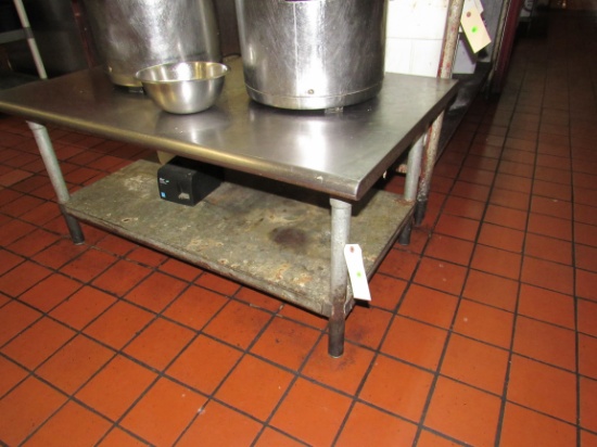 low stainless table top galvanized legs 48" x 30"