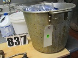 large strainer pot 16