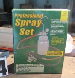 Central Pneumatic proffessional spray paint set new in box