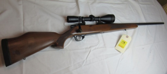 Wetherby Vanguard 300 win mag bolt action rifle ser VS 398384with Leopold scope 3x9x50