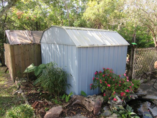 8x10 metal storage building (buyer disassembly required)