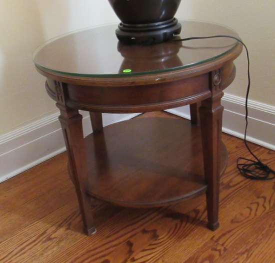 circular lamp table  24" diameter with glass top