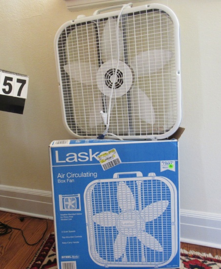 Lasko air circulating box fan