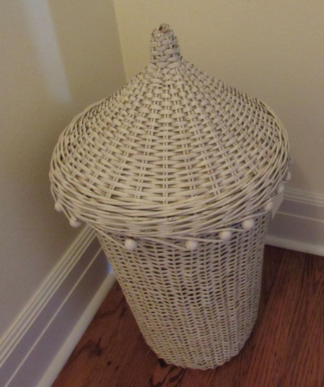 lidded wicker clothes basket