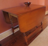 Early American drop leaf table 5 3