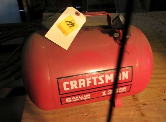 Craftsman portable 5 gal  air tank and gauge