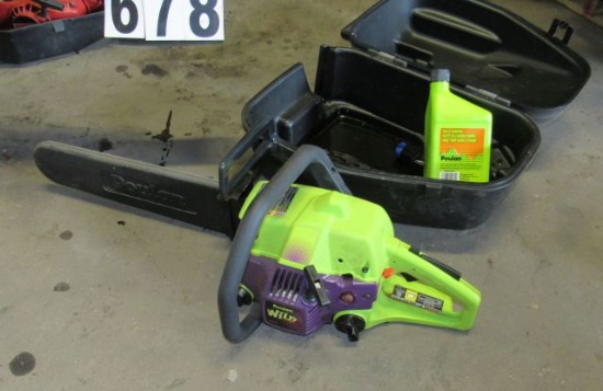 Poulan Wild Thing 18" chain saw with case