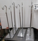 8 store display adjustable hangers