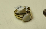 14K yellow gold opal ring size 6 1/4 weight 6.0 g with (6) @dia 1.5 points each