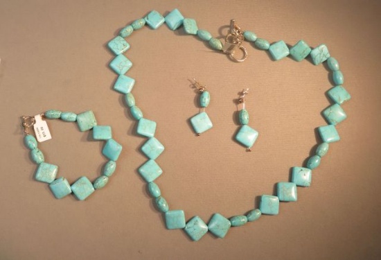 Turquoise 25" necklace with sterling toggle, 8 1/2" bracelet & post dangle earrings (3 pc matching s