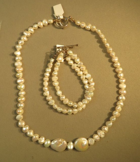 18" necklace & 7 1/2" bracelet fresh water pearls (2 pc set)