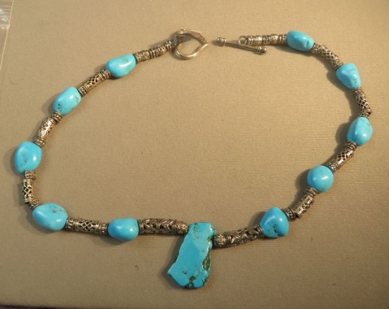 17" necklace - turquoise w/silver tone beads