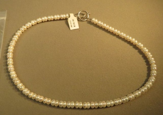 fresh water pearl 18" necklace w/button pearl & toggle clasp