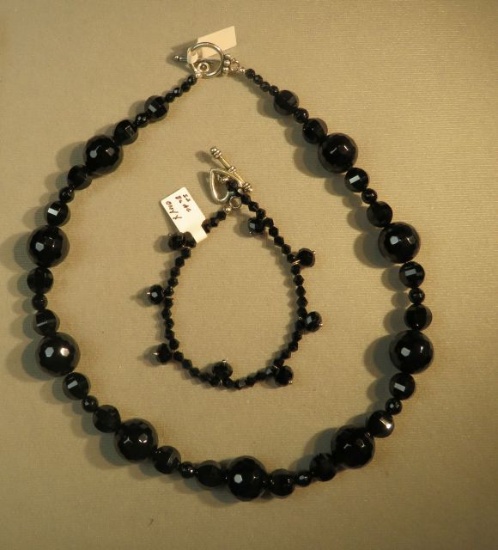 18" faceted onyx necklace w/matching 8" bracelet - toggle clasps 2 pc set