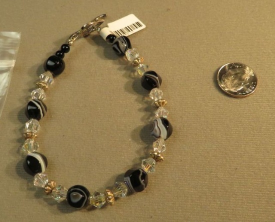 8" bracelet - banded agate w/crystal beads toggle clasp