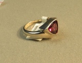 Sterling trillion cut garnet ring size 7, weight 5.6 g