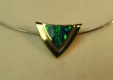 14K -yg- slider w/inlaid lab opal, neck wire included