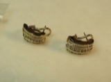 14K -yg- leverback earrings w/diamond rounds & baguette (estate jewelry)