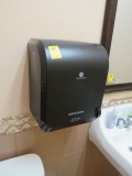 Marathon paper towel dispenser wall mounted