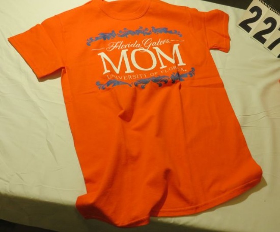 Orange Florida Gator Mom t-shirts (10)S
