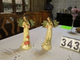 pair Christmas angels with green wings