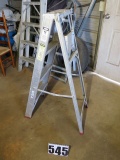 3-step aluminum ladder