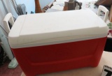 Igloo cooler ice chest