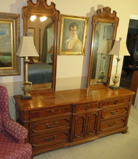 Thomasville oak triple dresser with twin mirrors