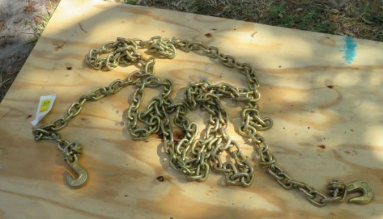 20' log chain with 3/8" hooks appears to be new