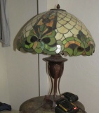 Tiffany style table lamp 27