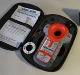 Black & Decker Bullseye Stud Finder with case   Never used