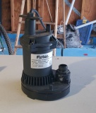 Flotec submersible utility pump with box