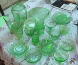 collection of 20 pieces green depression glass