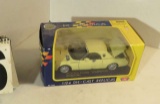 1:24 Die Cast Replica Ford Thunderbird
