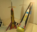 Holdraketa Wind Up Rocket (Lemezaru Gyar)