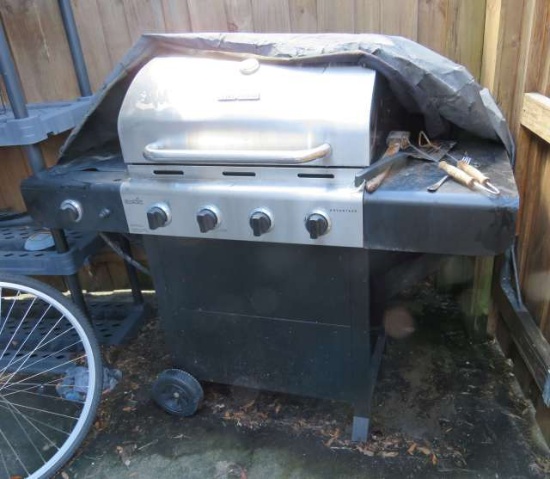 propane gas grill with cover and utensils