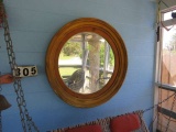 wood round mirror 39