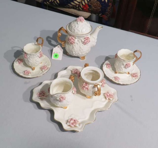 floral tea set of 5 pieces missing sugar lid