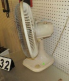 Oscillating fan