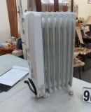 DeLonghl electric radiator style heater