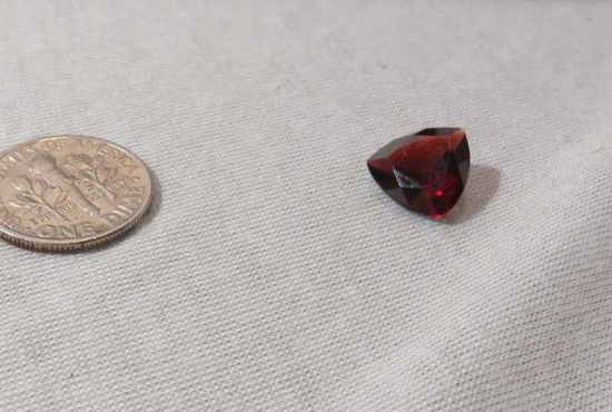 Garnet Almandine Trillion Faceted 11mm x 3mm 4.58cts