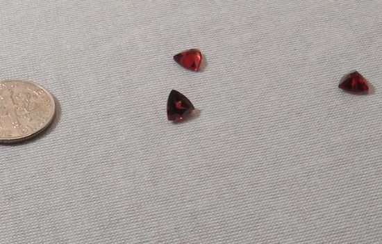 Garnet Mozambique Red Trillion Faceted 6mm