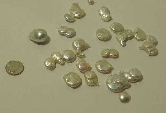 pack of 20 freshwater white freeform pearls mixed sizes