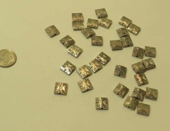 pack of 22 drilled silver gray Pewter Square Lead free stones