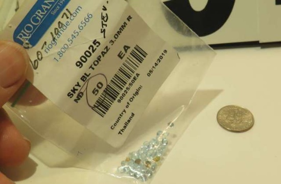 package of 50 Topaz Sky-blue Round Faceted 3.0mm