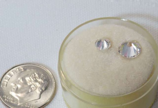 brilliant round cut cubic zirconia gemstones 4.8 cts total weight