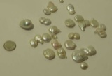 pack of 20 freshwater white freeform pearls mixed sizes