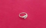 14K white gold ring - size 8 7/8 - 6 emeralds & many 0.1 diamonds (estate jewelry)